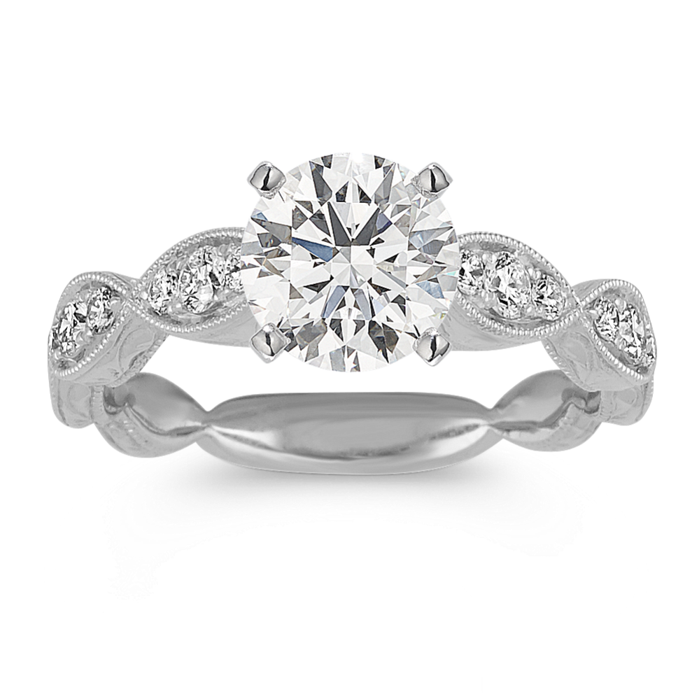 Vintage Diamond Engagement Ring in 14k White Gold