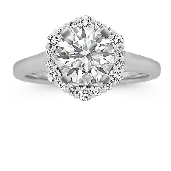 Diamond Halo Engagement Ring with Brilliant Round Diamond