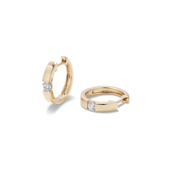 Isa 0.20 tcw Diamond Huggie Hoops