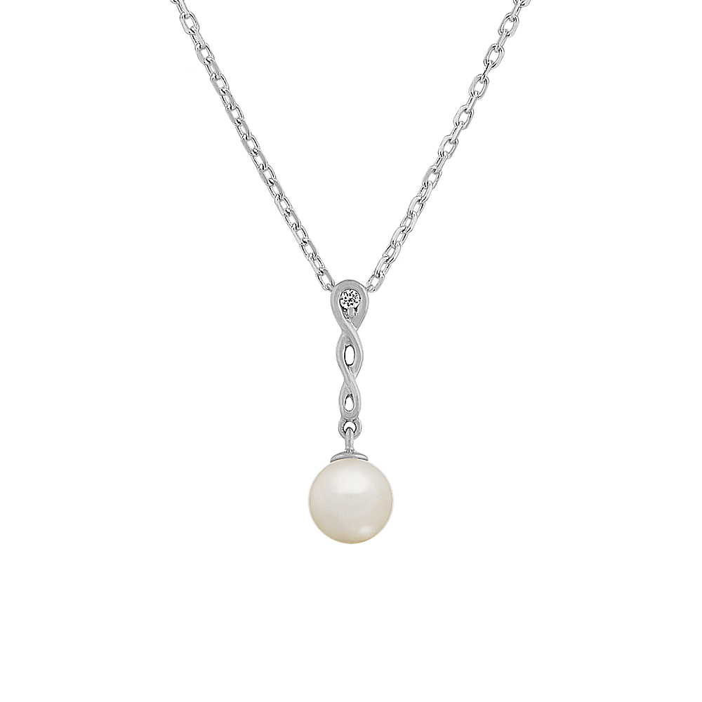 Chamomile 5mm Freshwater Pearl and Diamond Pendant in Sterling Silver (20 in)