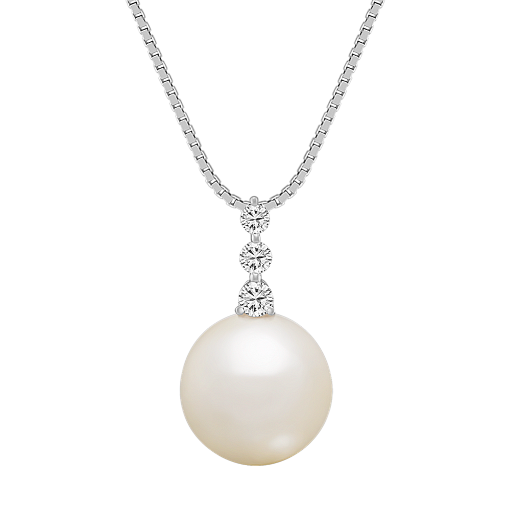 10mm Cultured South Sea and Round Diamond Pendant (18'')