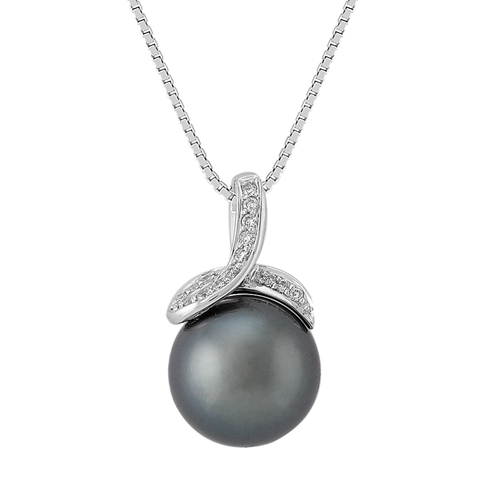 10mm Tahitian Cultured Pearl and Diamond Pendant (18'')