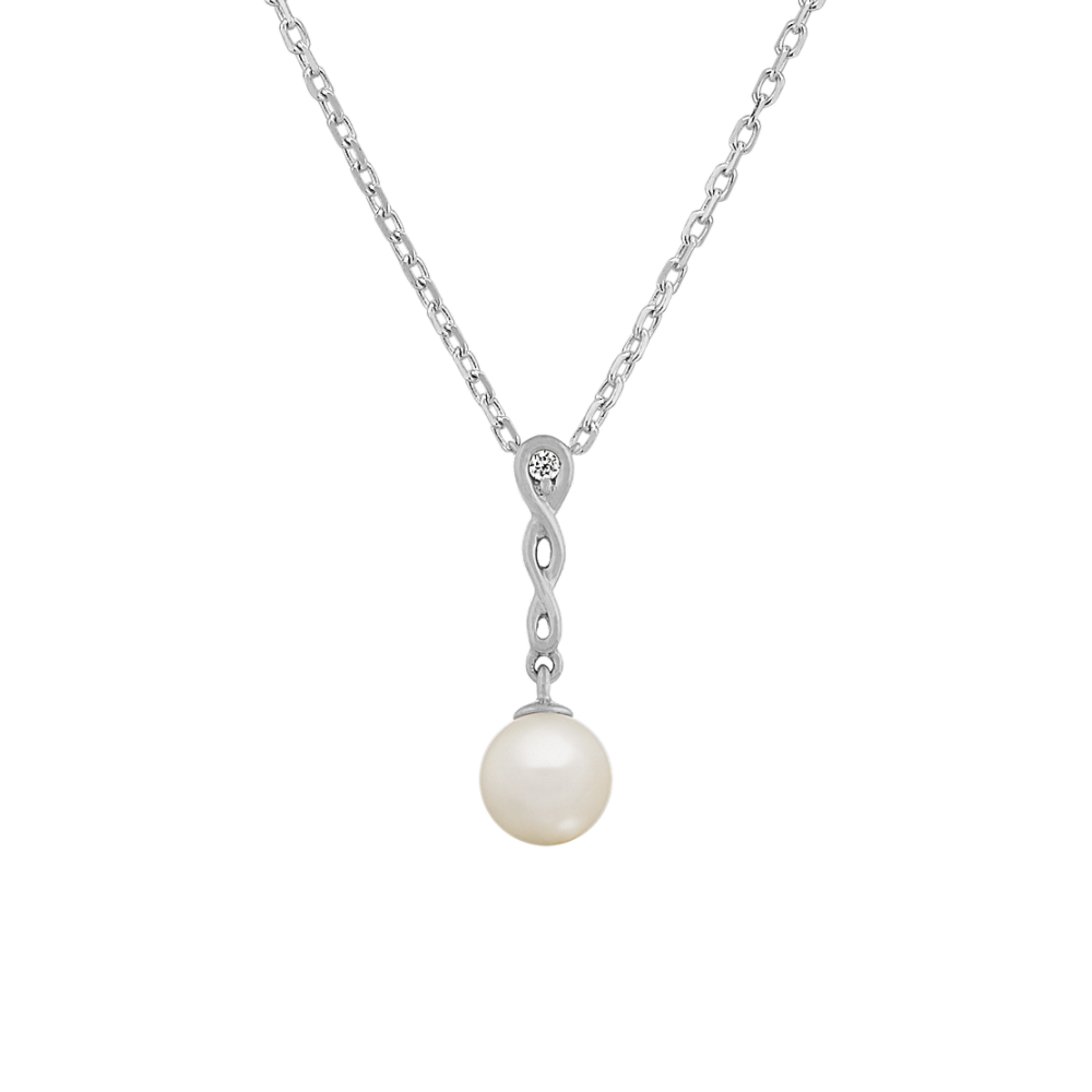 Chamomile 5mm Freshwater Pearl and Natural Diamond Pendant in Sterling Silver (20 in)