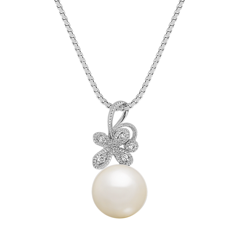 8.5mm Freshwater Cultured Pearl & Diamond Flower Pendant (18'')