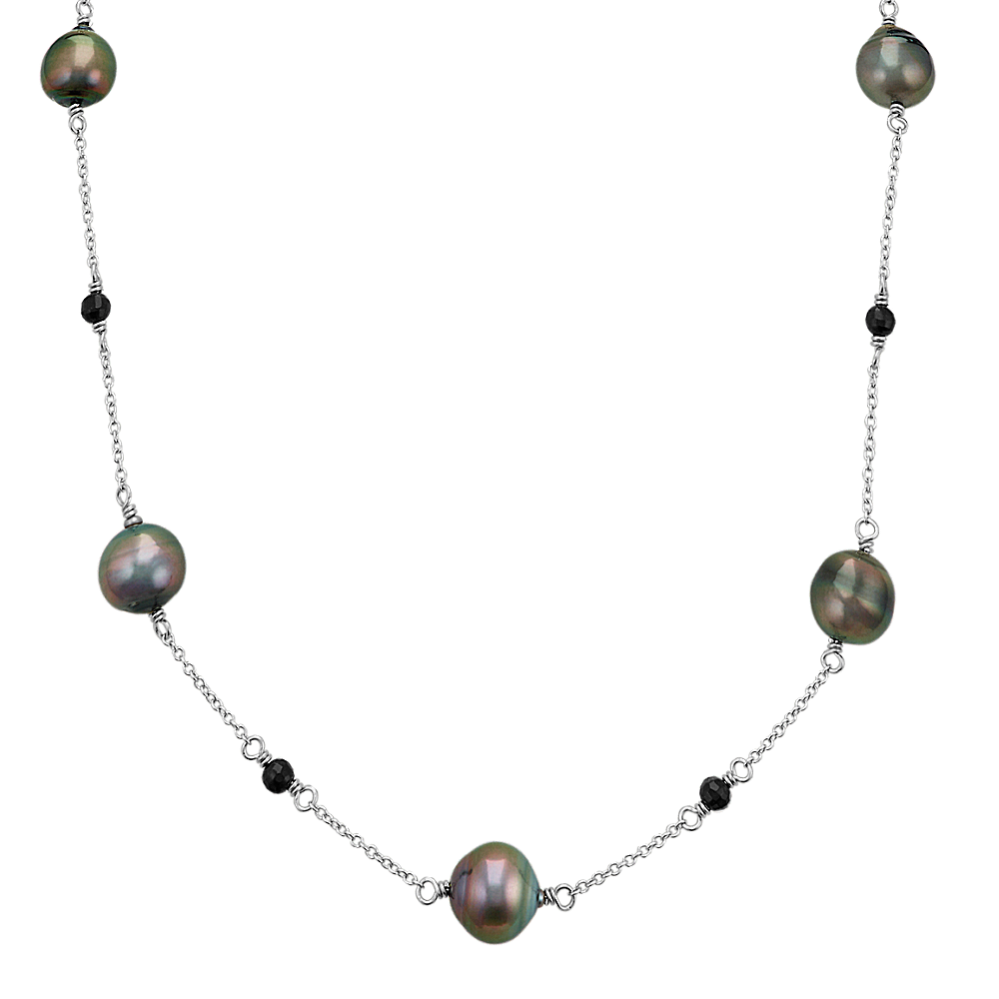 8mm Tahitian Cultured Pearl and Black Agate Necklace (18 in)