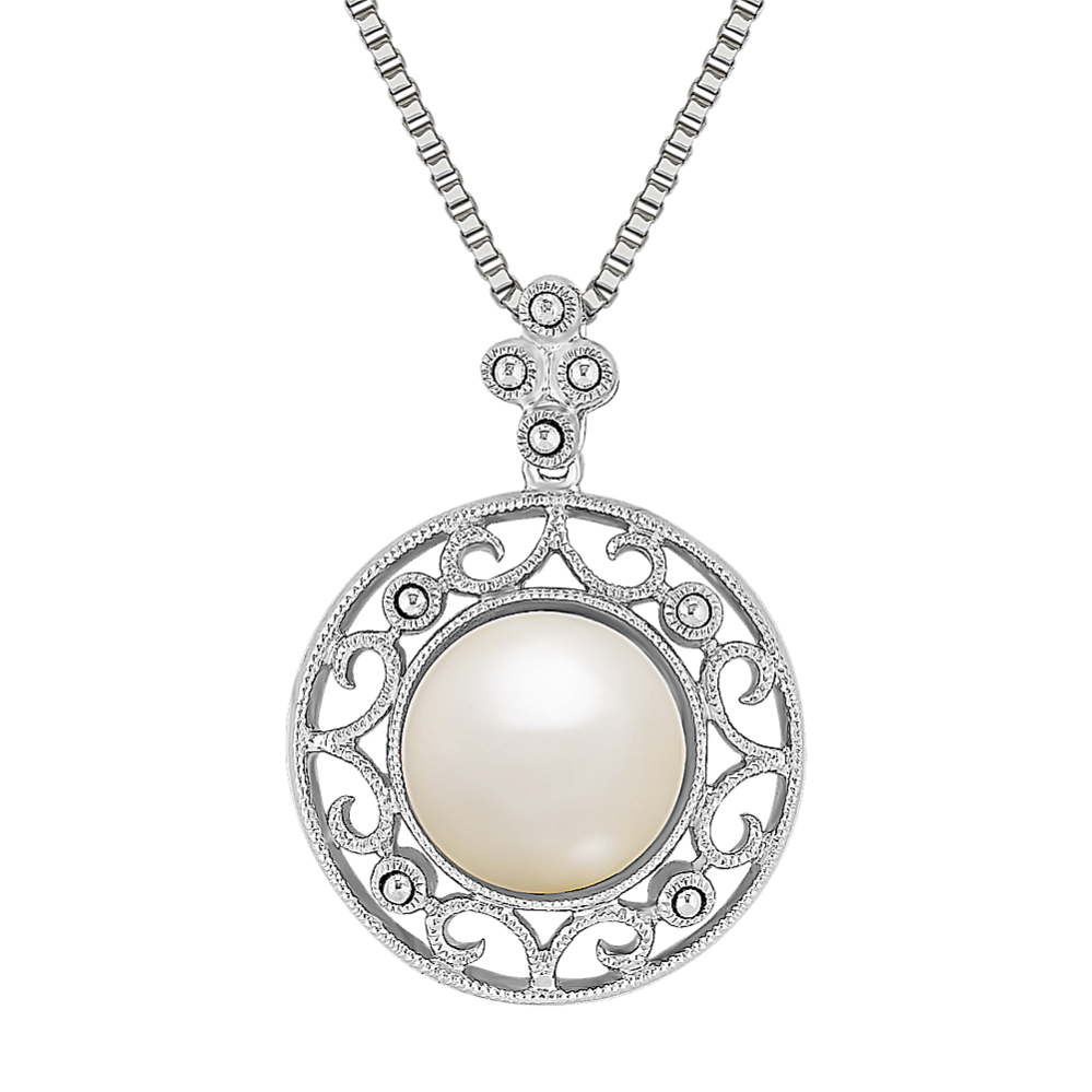 9mm Freshwater Cultured Pearl Pendant in Sterling Silver (18 in)