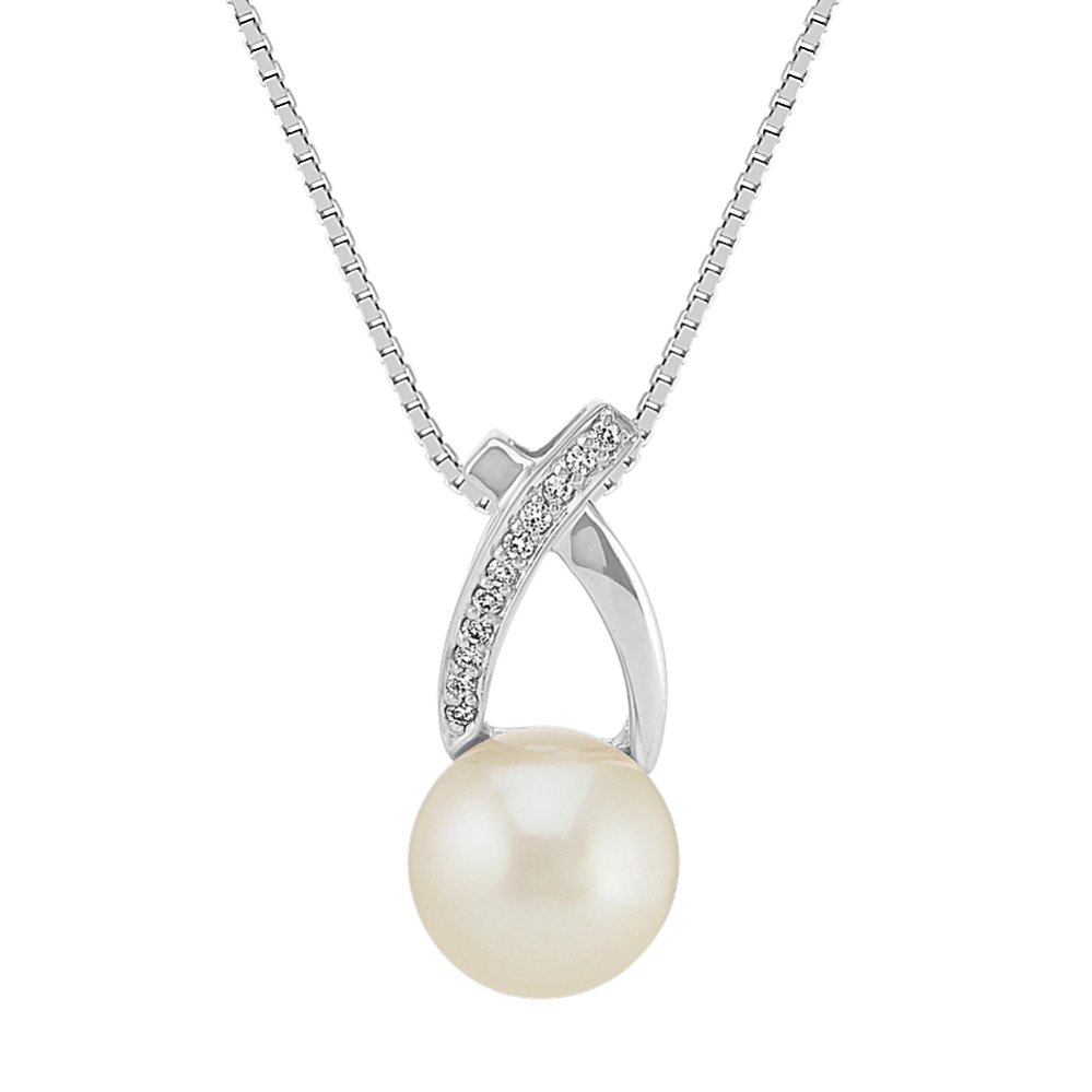 9mm Freshwater Cultured Pearl and Diamond Pendant (18'')