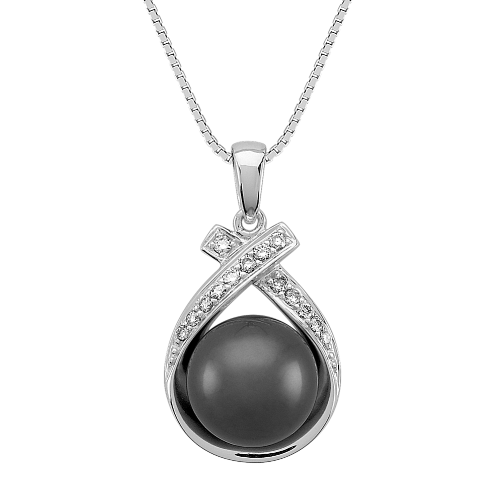 9mm Tahitian Cultured Pearl and Round Diamond Pendant (18 in)