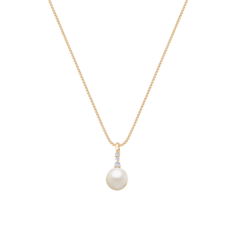 Olive 8mm Akoya Pearl and Diamond Pendant in 14K Yellow Gold (18 in)