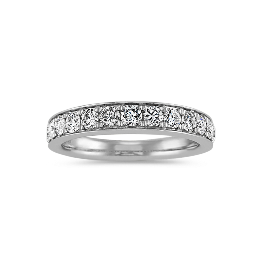 Graduated Pave-Set Diamond Wedding Ring