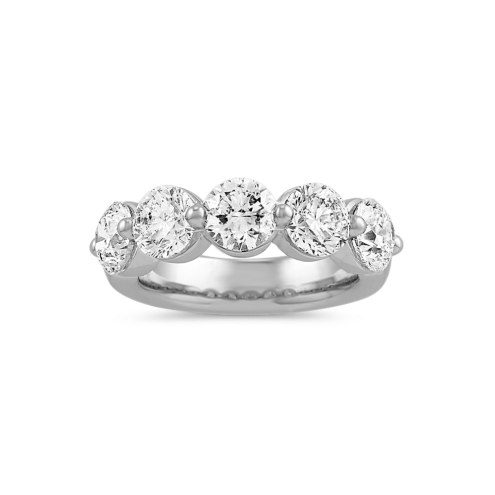 Round Diamond Ring in Platinum