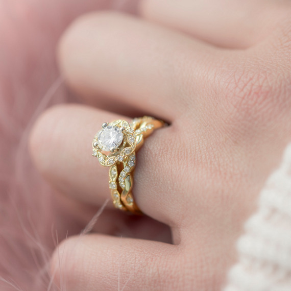 vintage gold engagement ring