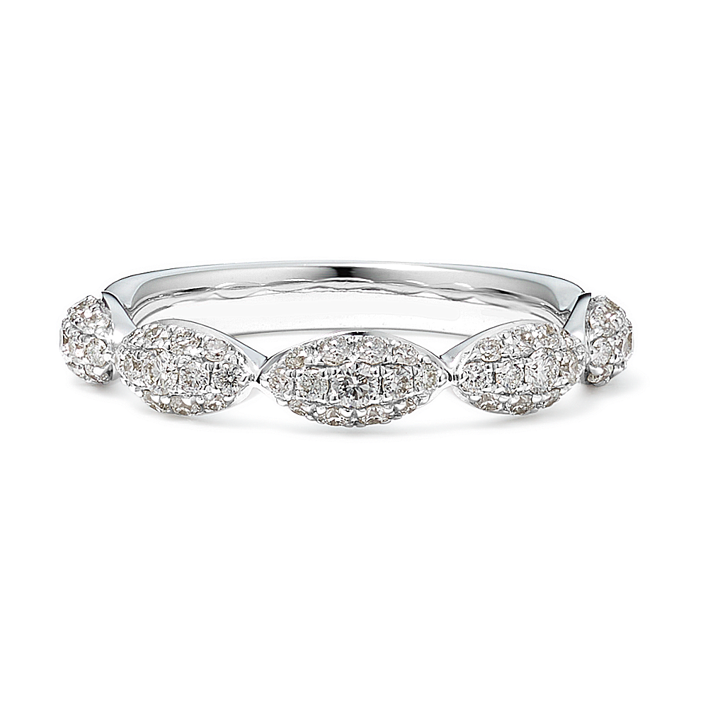 Scalloped on sale diamond band