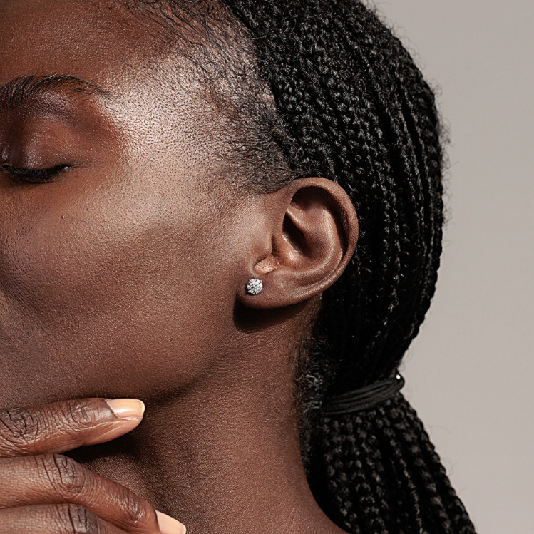 Platinum piercing earrings deals